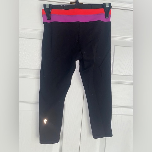 Ivivva Capri Leggings - Picture 2 of 2